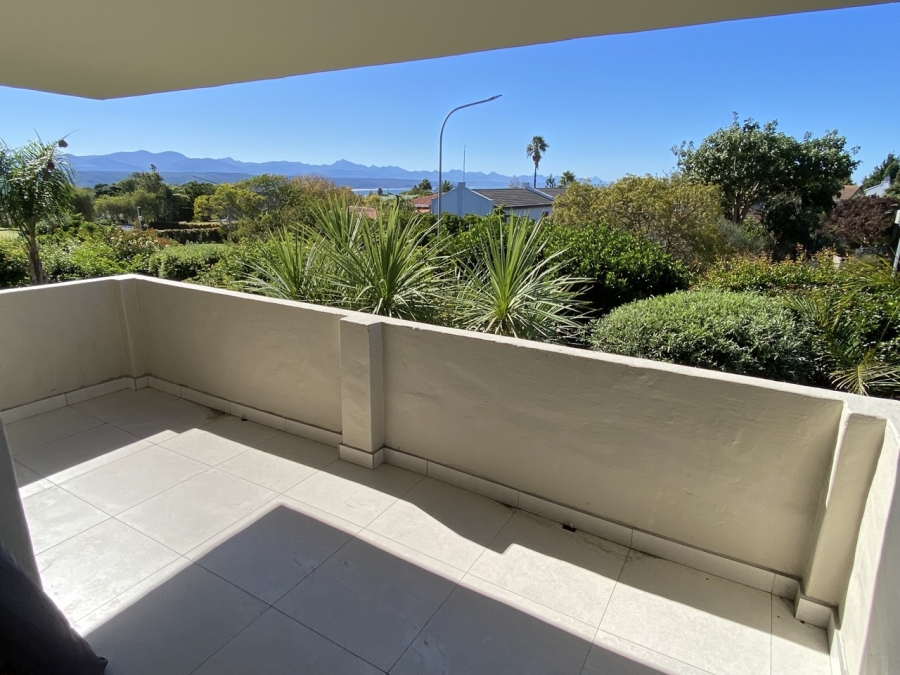 4 Bedroom Property for Sale in Bowtie Western Cape